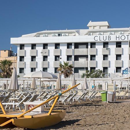 Club Hotel Riccione Esterno foto