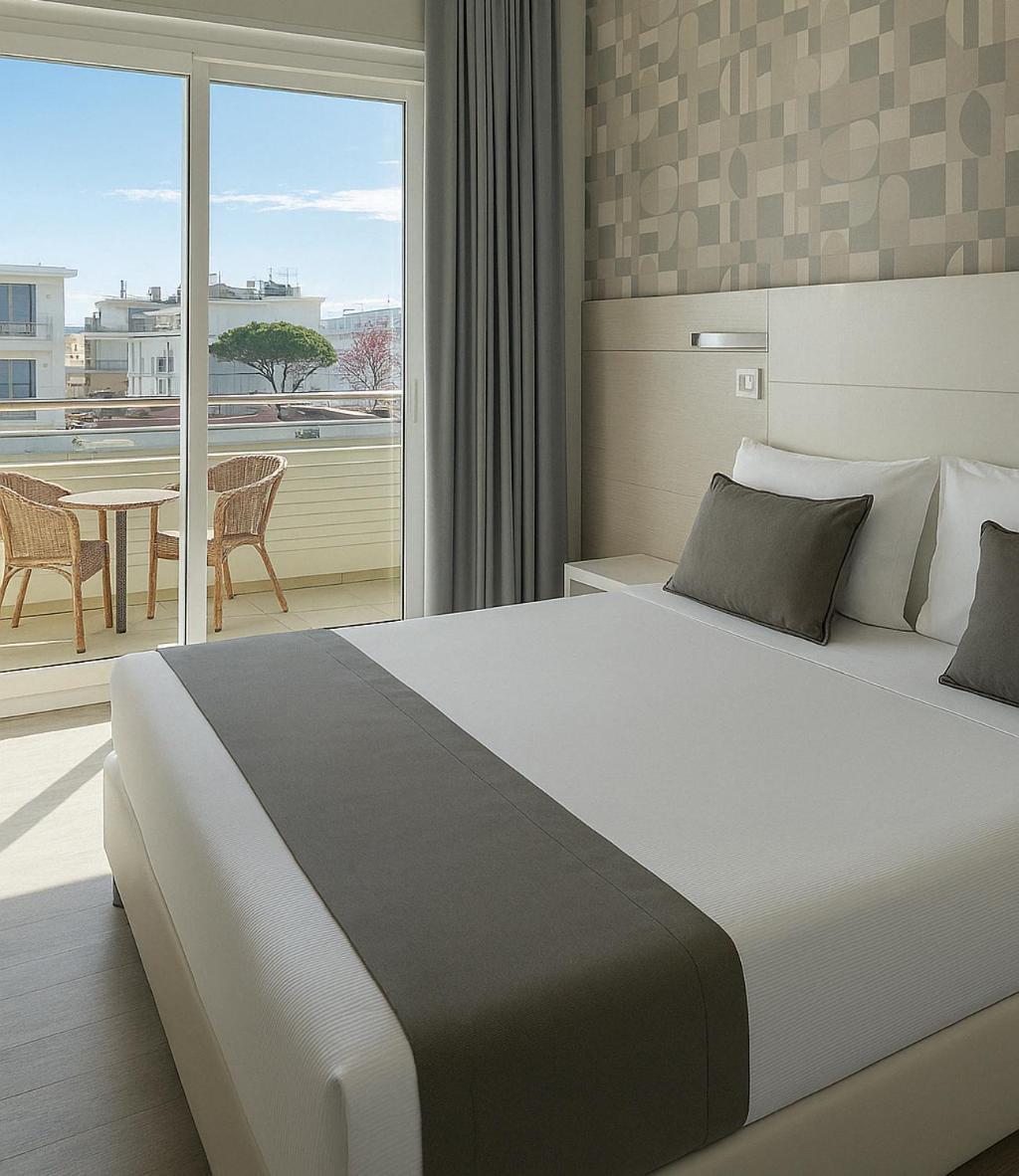 Club Hotel Riccione Esterno foto